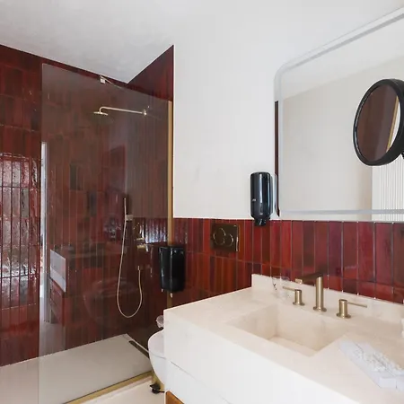 Yu Townhouse